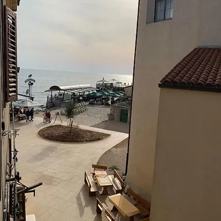 Studio By The Sea Es4 ウマグ